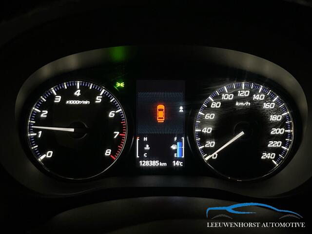 Mitsubishi OUTLANDER 2.0 benzine, cruise, camera, clima, stoelverwarming, trekhaak 1.600 kg