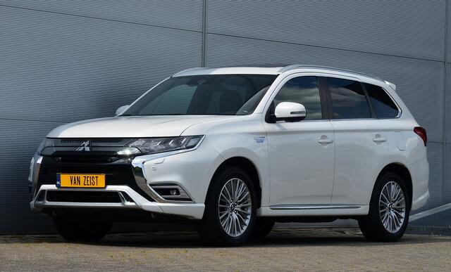 Mitsubishi OUTLANDER PHEV 2.4 INSTYLE 4WD | PLUG IN HYBRID | FULL OPTIONS | SCHUIFDAK | ADAPTIEF CRUISE | TREKHAAK 1500KG | FABRIEKSGARANTIE TOT 10-11-2029* | ALL IN RIJKLAARPRIJS
