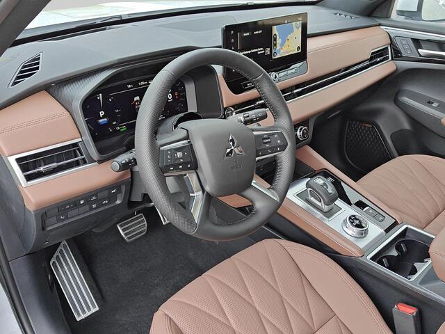 Mitsubishi OUTLANDER 2.4 PHEV Instyle+ | VAN ¤ 64.930,00 VOOR 62.930,00 | UIT VOORRAAD LEVERBAAR