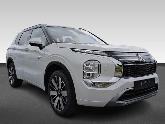 Mitsubishi OUTLANDER 2.4 PHEV Instyle+ | VAN ¤ 64.930,00 VOOR 62.930,00 | UIT VOORRAAD LEVERBAAR