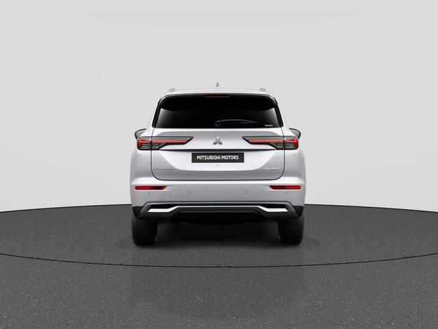 Mitsubishi OUTLANDER 2.4 PHEV First Edition Mengelers Actieprijs: ¤ 56.390,00*