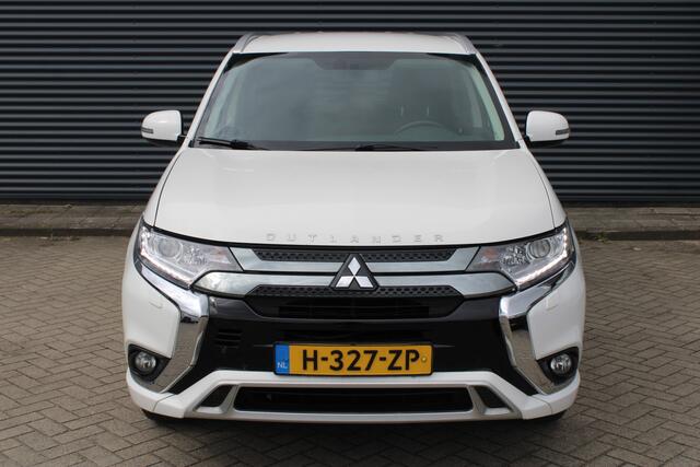 Mitsubishi OUTLANDER 2.4 PHEV Pure Trekhaak Camera Cruise Control NL-Auto