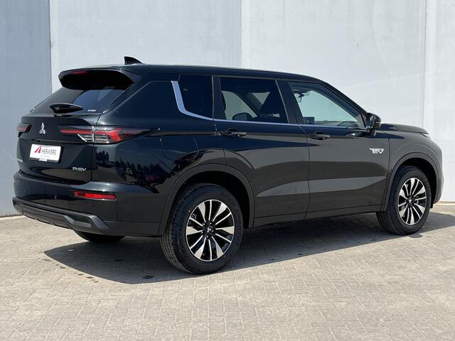 Mitsubishi OUTLANDER 2.4 PHEV Intense / ¤3000,- Introductievoordeel / Elektrische Range 86 KM WLTP / 1600KG Trekgewicht / 8 Jaar Fabrieksgarantie