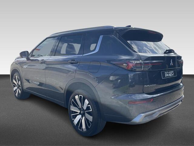 Mitsubishi OUTLANDER 2.4 PHEV Instyle+ Van ¤ 64.545,- voor ¤ 61.530,-