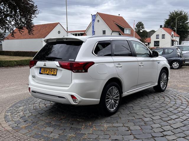 Mitsubishi OUTLANDER 2.4 PHEV Pure+ | 18" LMV | Camera | Stoelverw. | Carplay | ALL-Season | All-in rijklaarprijs