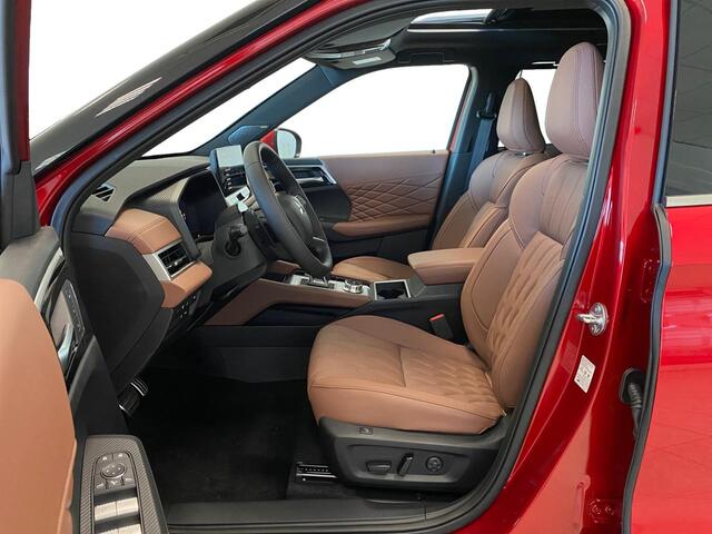 Mitsubishi OUTLANDER 2.4 PHEV | INSTYLE + | DIRECT LEVERBAAR| ZWART DAK | PRIJS INCL ¤2000,- INTRODUCTIE KORTING |