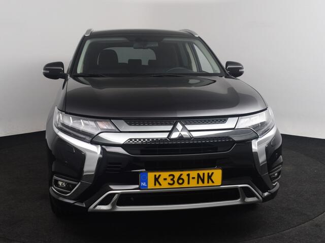 Mitsubishi OUTLANDER 2.4 PHEV Pure+ | Trekhaak o Camera o CarPlay o Dealeronderhouden