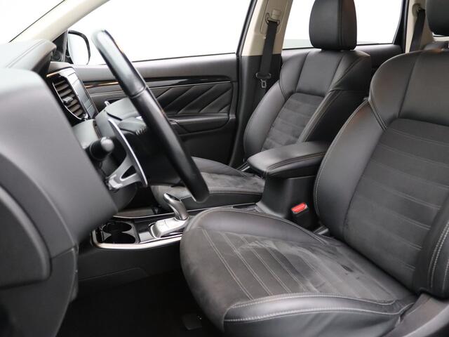 Mitsubishi OUTLANDER 240pk PHEV Intense Automaat Camera | Climate | Cruise | Navi | Stoelverw.