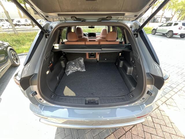 Mitsubishi OUTLANDER 2.4 PHEV Instyle+ | DIRECT UIT VOORRAAD LEVERBAAR MET VOORRAADPREMIE!