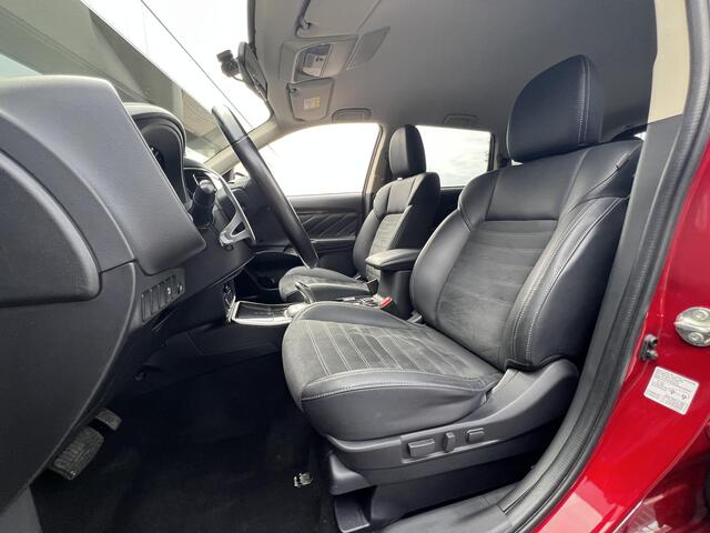 Mitsubishi OUTLANDER 2.4 PHEV Intense | Cruise Control | Navigatie | Carplay |