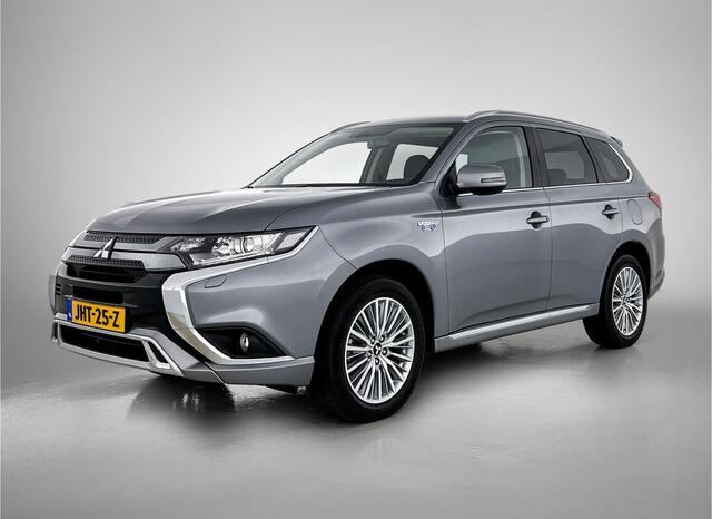 Mitsubishi OUTLANDER 2.4 PHEV Intense 18" Lichtmetaal | Camera achter | Navigatie | Leder/Alcantara