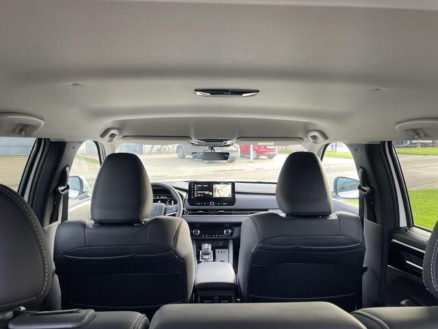 Mitsubishi OUTLANDER 2.4 PHEV First Edition Tot ¤ 4.000,- VOORDEEL!