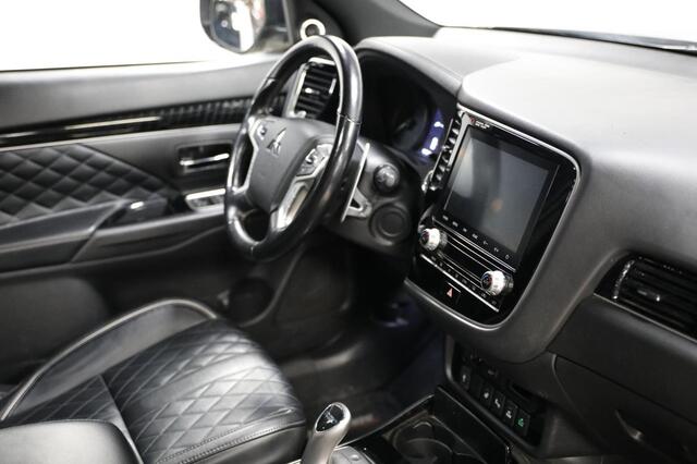 Mitsubishi OUTLANDER 2.4 PHEV Instyle