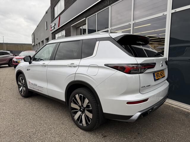 Mitsubishi OUTLANDER 2.4 PHEV First Ed. | Head up | Elek. Achterklep | Stuur/stoelve