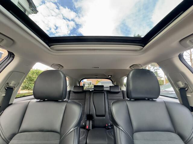 Mitsubishi OUTLANDER 2.4 PHEV INTENSE+ PANODAK LEDER NAVI CAMERA LED LMV PDC