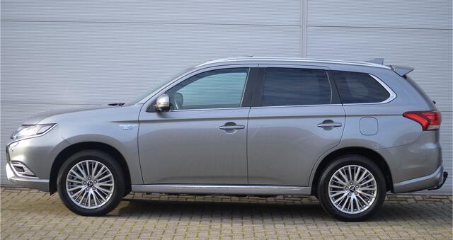 Mitsubishi OUTLANDER PHEV 2.4 INSTYLE 4WD | PLUG IN HYBRID | V2G | FULL OPTIONS | SCHUIFDAK | ADAPTIEF CRUISE | TREKHAAK 1500KG | ALL IN RIJKLAARPRIJS
