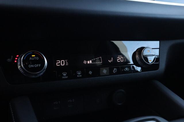 Mitsubishi OUTLANDER 2.4 PHEV First Edition