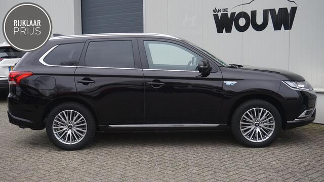 Mitsubishi OUTLANDER 2.4 PHEV Intense+ Automaat | Trekhaak