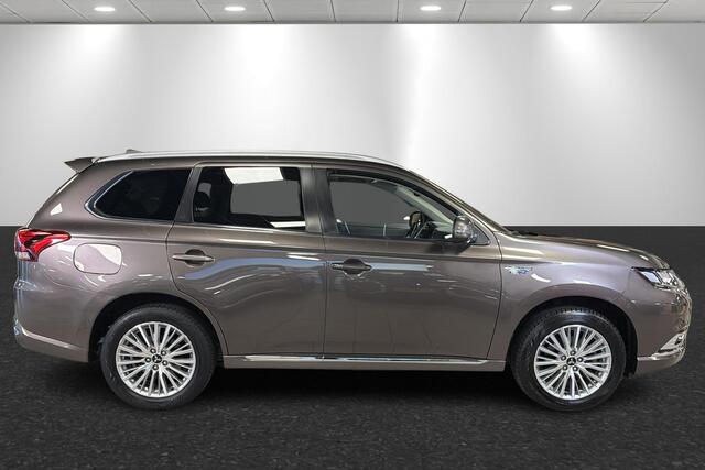 Mitsubishi OUTLANDER 2.4 PHEV Intense+ Trekhaak