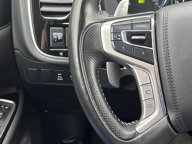 Mitsubishi OUTLANDER 2.4 PHEV Automaat Intense / 1500 kg trekgewicht / Plug-in / Keyless / Apple carplay & Android auto / Climate control / Cruise control