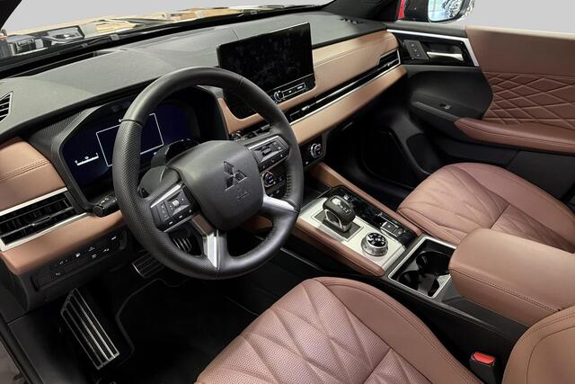 Mitsubishi OUTLANDER 2.4 PHEV Instyle+ Black edition