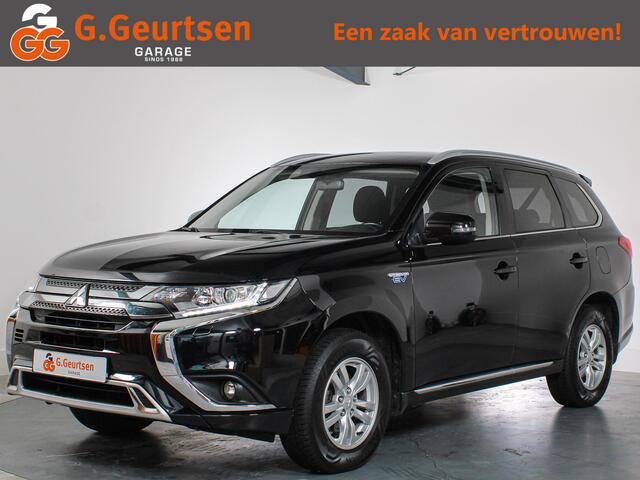 Mitsubishi OUTLANDER 2.4 PHEV Pure, LED, Trekhaak, Navigatie, Stoelverwarming, Apple CarPlay/Android Auto
