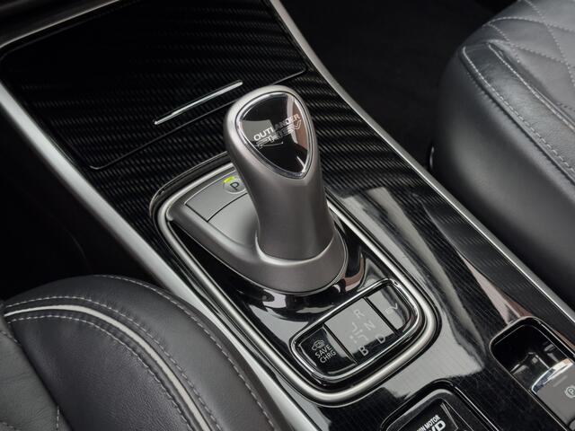 Mitsubishi OUTLANDER 2.4 PHEV ACTIE! BETAAL NU 50% 11450 50/50 DEAL DE REST IN 2JAAR RENTEVRIJ FINANCIEREN