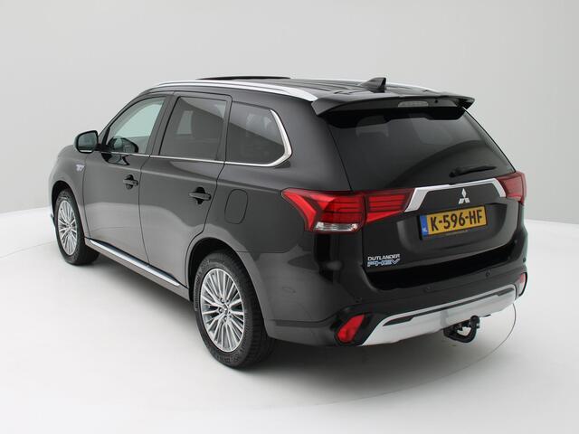 Mitsubishi OUTLANDER 2.4 PHEV Intense+ Schuifdak/Leder/Trekhaak
