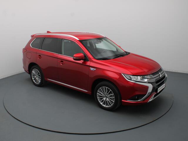 Mitsubishi OUTLANDER 225pk PHEV Intense Automaat Camera | Cruise | Navi | Stoelverw.