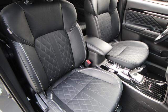 Mitsubishi OUTLANDER 2.4 PHEV Instyle Dealer O.H.