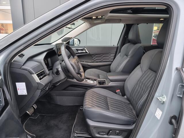 Mitsubishi OUTLANDER 2.4 PHEV Instyle | Trekhaak | Open dak | Elektrische Achterklep |