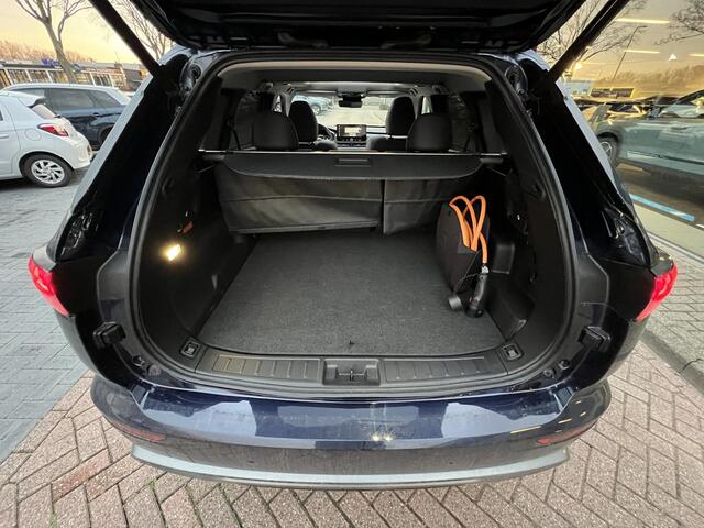 Mitsubishi OUTLANDER 2.4 PHEV Instyle | Panoramadak | Leder | Stoelverwarming- en verkoeling