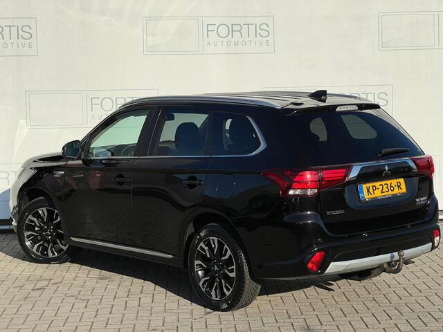 Mitsubishi OUTLANDER 2.0 PHEV Executive Edition NL AUTO | CAMERA | TREKHAAK | NAVI |