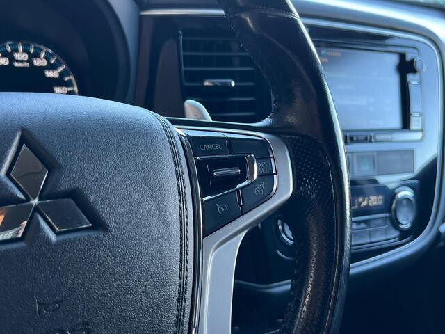 Mitsubishi OUTLANDER 2.0 PHEV Executive Edition NL AUTO | CAMERA | TREKHAAK | NAVI |