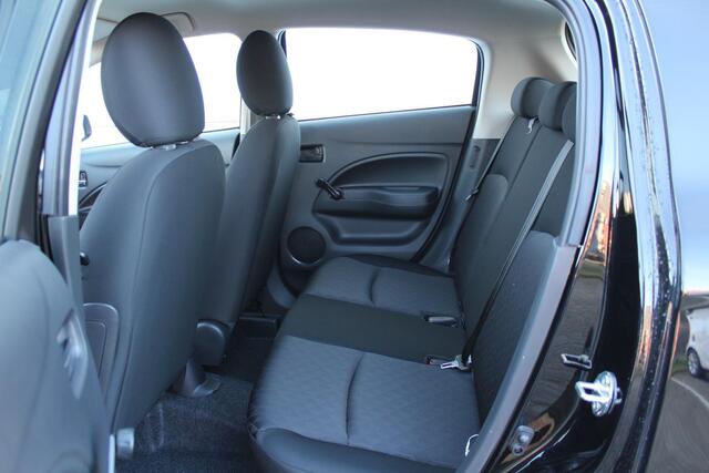 Mitsubishi SPACE STAR 1.2 Active / ¤3.235,- Op = Op Voordeel / Nieuw Uit Voorraad Leverbaar / 5 Persoons! / 8 Jaar Fabrieksgarantie /