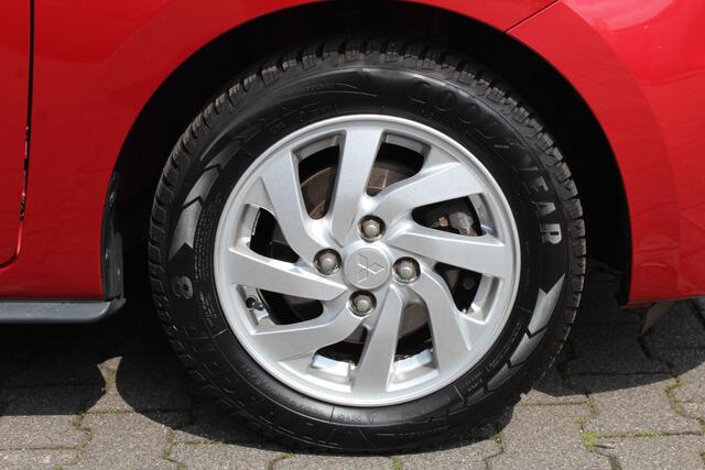 Mitsubishi SPACE STAR 1.0 Active Automaat Navigatie Airco Lmv Elek P. C.V.