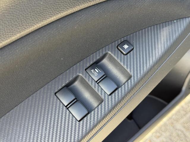 Mitsubishi SPACE STAR 1.2 Nova Stoelverwarming | Carplay | Cruise