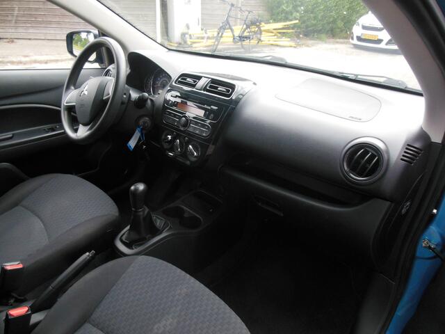 Mitsubishi SPACE STAR 1.0 Cool+ Staat in De Krim