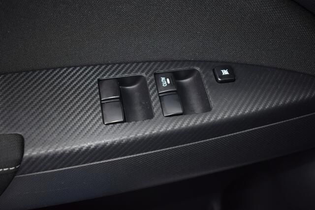 Mitsubishi SPACE STAR 1.2i-12V ISG Dynamic CVT-Autom. ECC-Airco Cr.Control SmartLink-Navi Camera+BT PrivacyGlas 14"LMV 8jr.Garantie