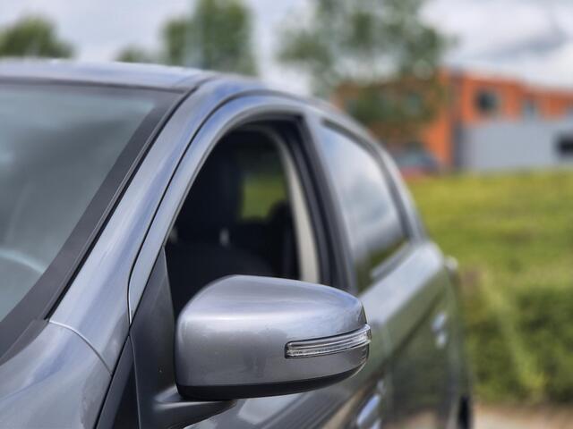 Mitsubishi SPACE STAR 1.2 Instyle