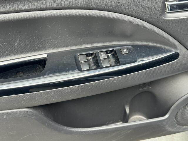 Mitsubishi SPACE STAR 1.2 80pk Automaat Connect Pro Airco Apple carplay Navigatie Cruise Control Trekhaak