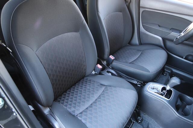 Mitsubishi SPACE STAR 1.2 Dynamic Automaat 1e Eig. Slechts 8.636 km! 71pk