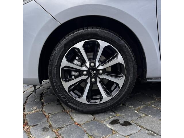 Mitsubishi SPACE STAR 1.2 Instyle