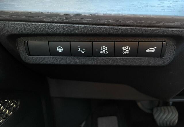 Nissan Ariya Advantage Edition Plus 91 kWh / ** Voorraadvoordeel ¤6.000,- ** / Nieuw uit Voorraad Leverbaar / 22 KW Lader / 20" inch velgen