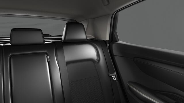 Nissan Ariya Advance 87 kWh + Vision Tech 87 kWh Batterij | 12.3" dubbel TFT-scherm | 19" lichtmetalen velgen + aerocover | 22 kW ingebouwde lader