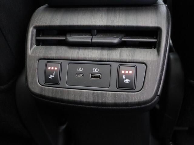 Nissan Ariya Evolve 91 kWh | Panoramisch dak | Elek.kofferklep | BOSE | Stoelverwarming voor/achter |