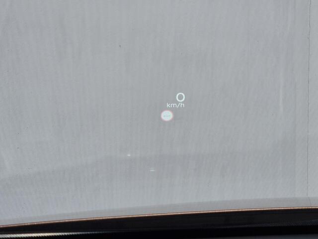 Nissan Ariya e-4ORCE Evolve+ Pack 91 kWh Automaat / Vision Tech / HUD / Trekgewicht 1500 kg / Glazen schuif- en kanteldak / Bose Audio Systeem / Stuur-, Stoel en Achterbankverwarming / Rondomzicht camera / Elektrische achterklep /