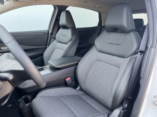 Nissan Ariya Advance 91 kWh / ** ¤ 3.000,- KORTING ** / NIEUW uit voorraad leverbaar! /