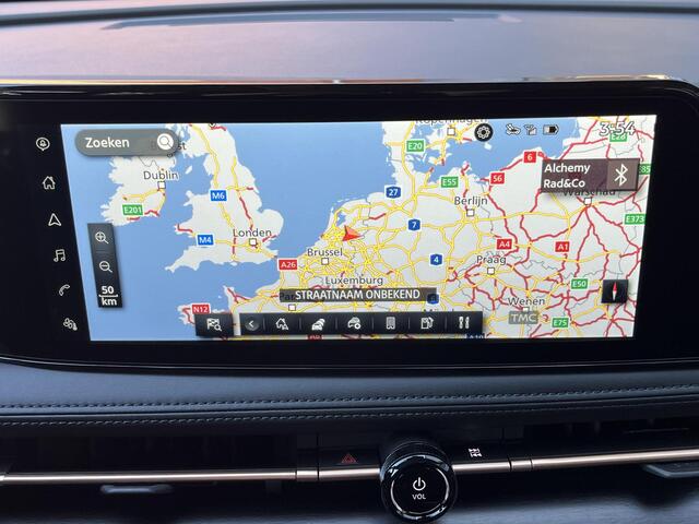 Nissan Ariya Limited Edition 91 kWh / NIEUW uit voorraad leverbaar! / Achteruitrijcamera / Apple Carplay & Android Auto / Navigatie full map / Keyless Entry & Start / Adaptieve Cruise Control / Climate Control /