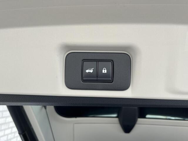 Nissan Ariya 63 kWh Evolve | 22kW Lader | 20" LMV | Panoramadak | Navigatie | Camera| El. Achterklep |